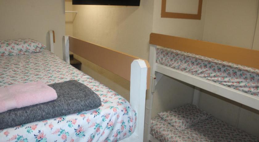 Hoosville Hostel photo