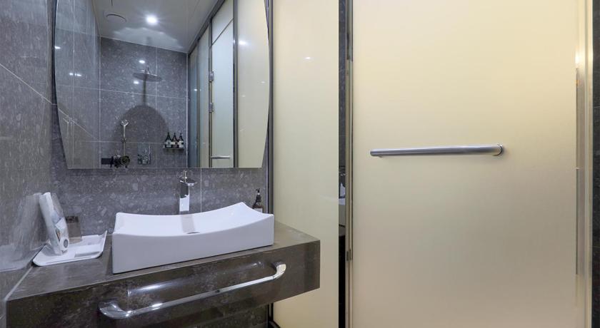Yuna Hotel Business photo