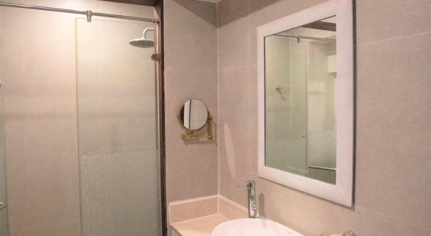 Immagine di Deluxe Doppia Vista Mare Parziale (Deluxe Double with Sea View (Partial)) 2
