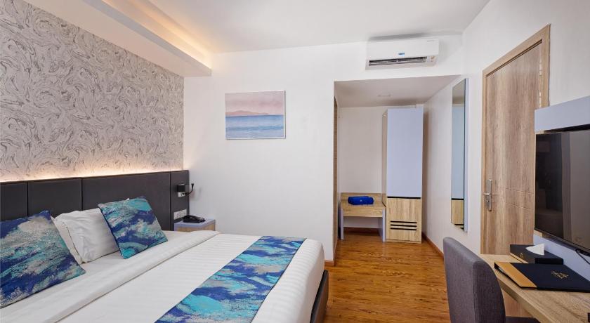 Image of Standard Room without Window or Balcony 5