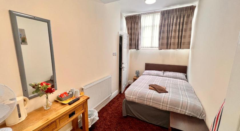 Image of Single Room with Shower 0