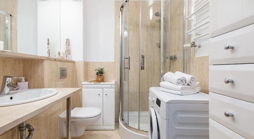 Apartamenty przy Promenadzie Villa Mistral II by Renters photo