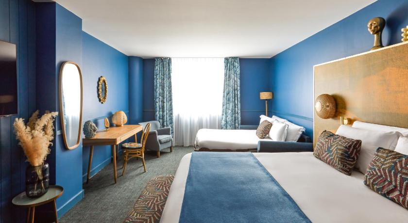 Image of Premium King Room with Sofa Bed 0