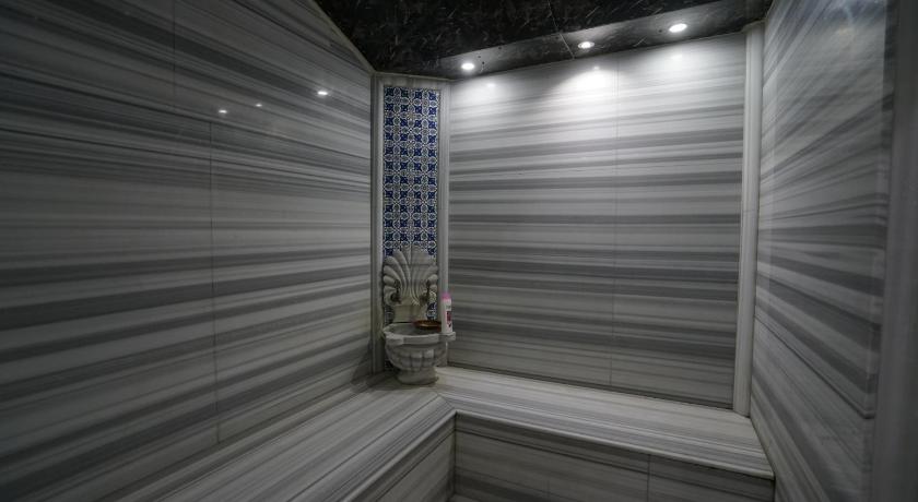 Gratus Hotel photo