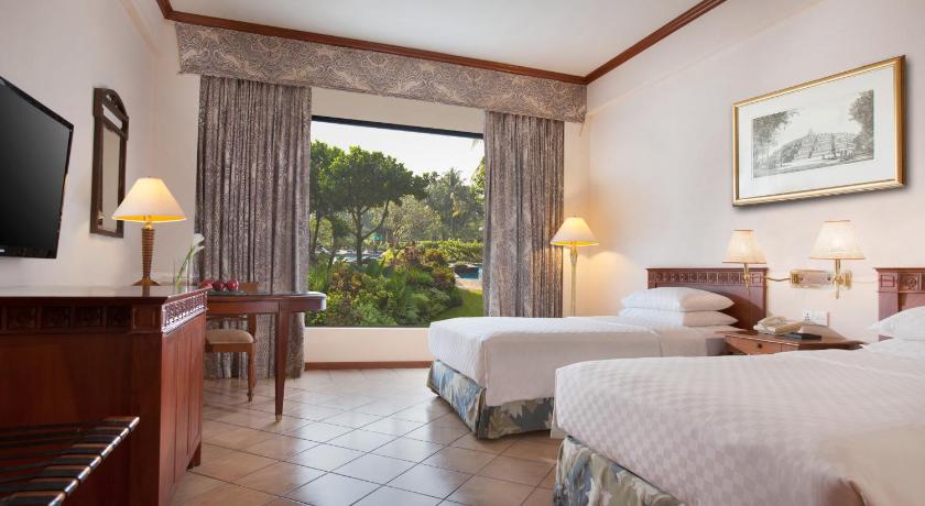 Image of 2 Twin Beds Club Access With Terrace 0