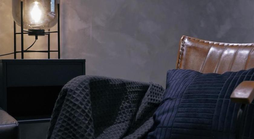 How Chill Inn - image 16