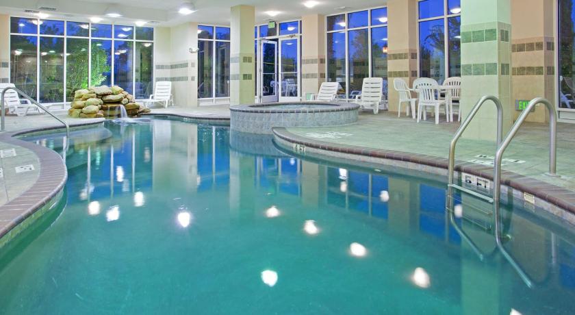 Holiday Inn Hotel & Suites College Station-Aggieland photo