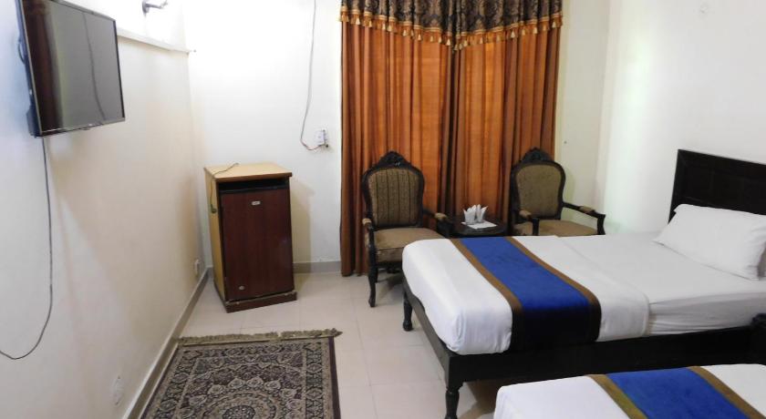 Hotel Tourist Inn photo