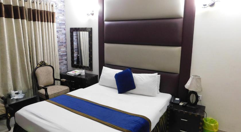 Hotel Tourist Inn photo