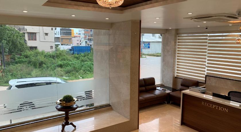 ハサン JESTA RESIDENCY 5つ星 ホテル 施設