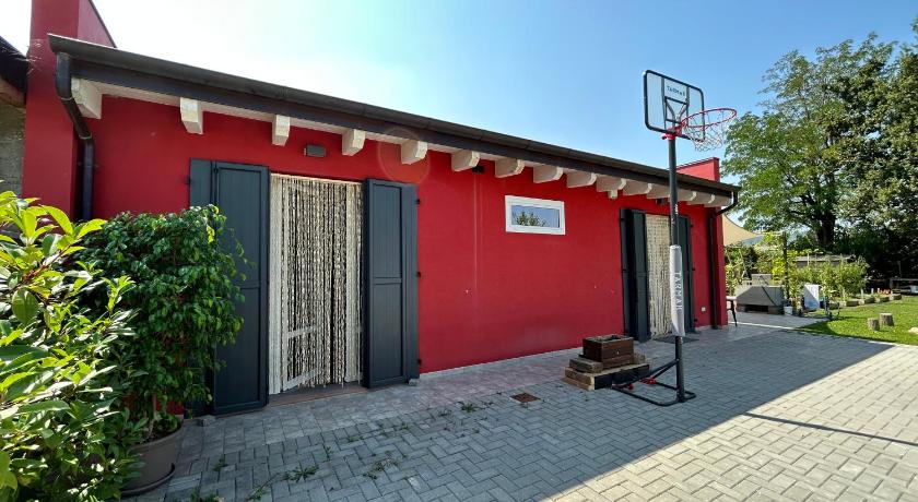 Casetta rossa