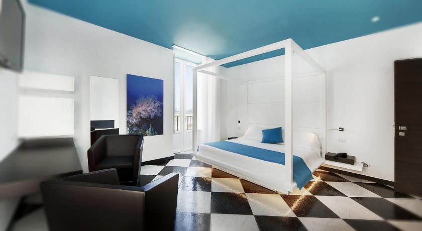 Фото: Двухместный номер «Престиж» с 1 кроватью и видом на море. (Prestige Double Room with Sea View) 0