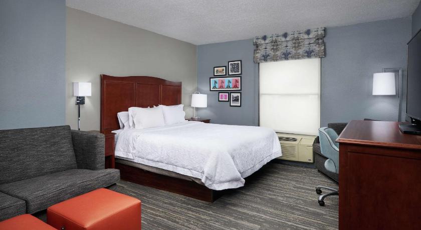 Hampton Inn Beaumont photo