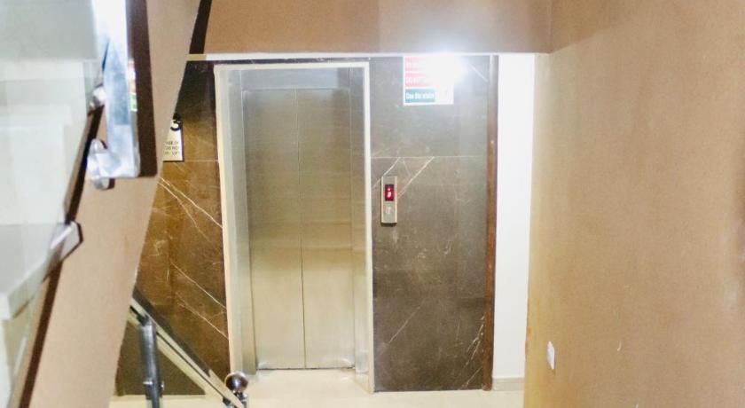 Hotel Magic Tree Karol Bagh Metro Station New Delhi photo