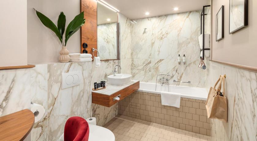 Image of Junior Suite 2