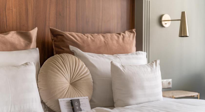 Image of Two Bedrooms Family Suite 11