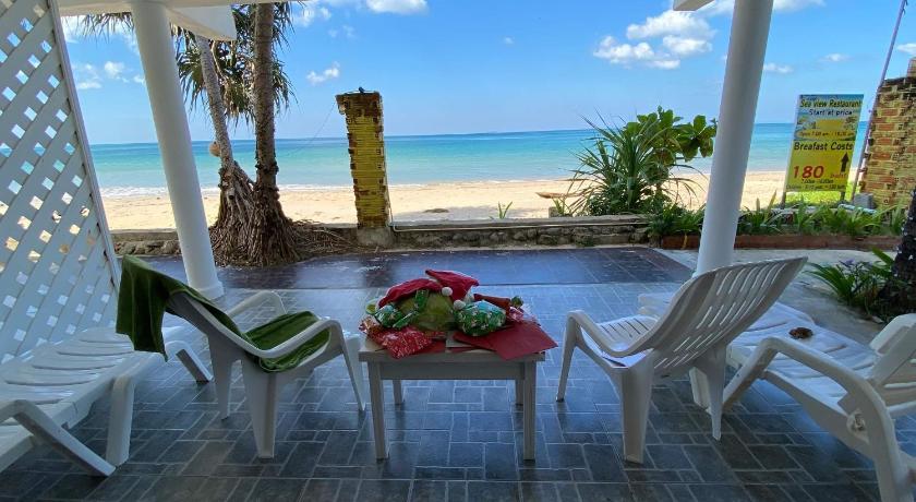 Image of Double Room with Beach View 5
