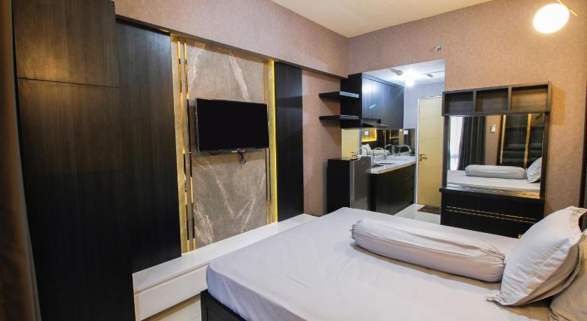 Bale Hinggil Apartment studio and 2 bedroom photo