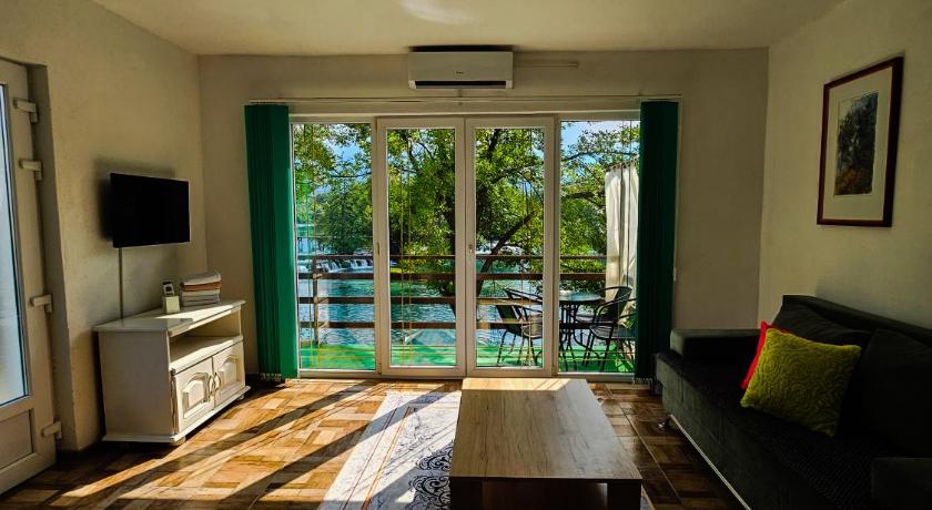 Holiday home Waterfall view photo