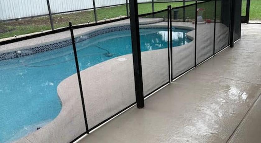 브랜던 (FL) Lake Valrico's Camelot Court with HEATED POOL & access to private lake 5성급 숙소 전망