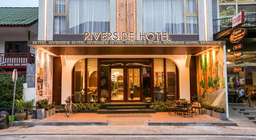 Riverside Hotel