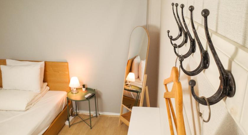 Seoul Starria Hostel - Foreigners Only 1-Star Hotel restaurant