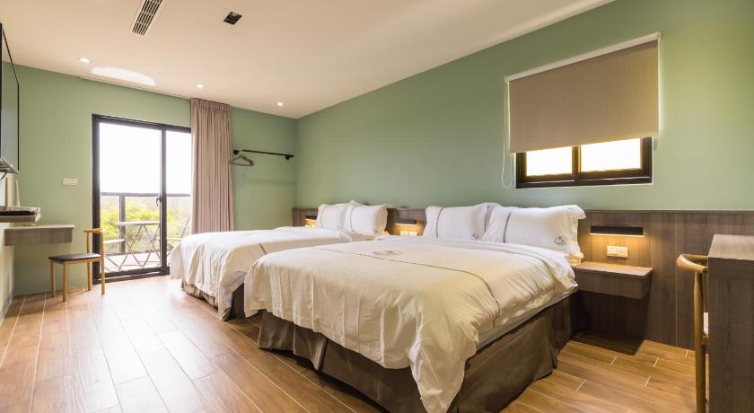 Image of Apartment with Sea View 10