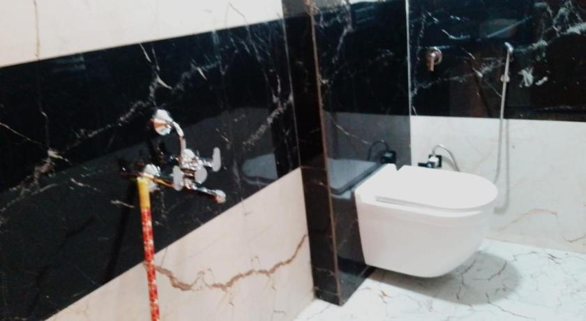 Image of 1 Person in 6-Bed Dormitory with Shared Bathroom - Mixed 7
