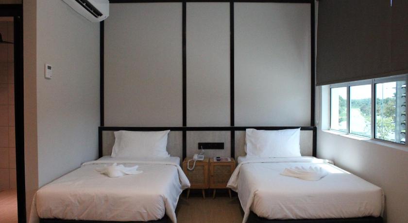 Image of Junior Suite Twin 15