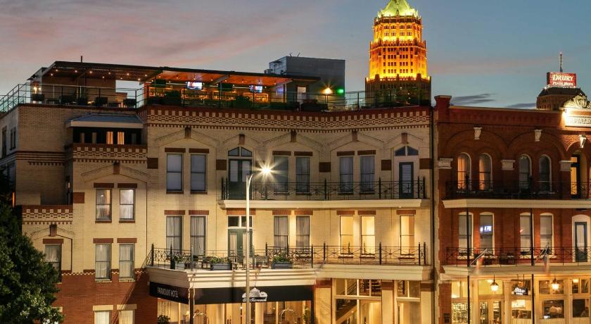 The Fairmount Hotel photo