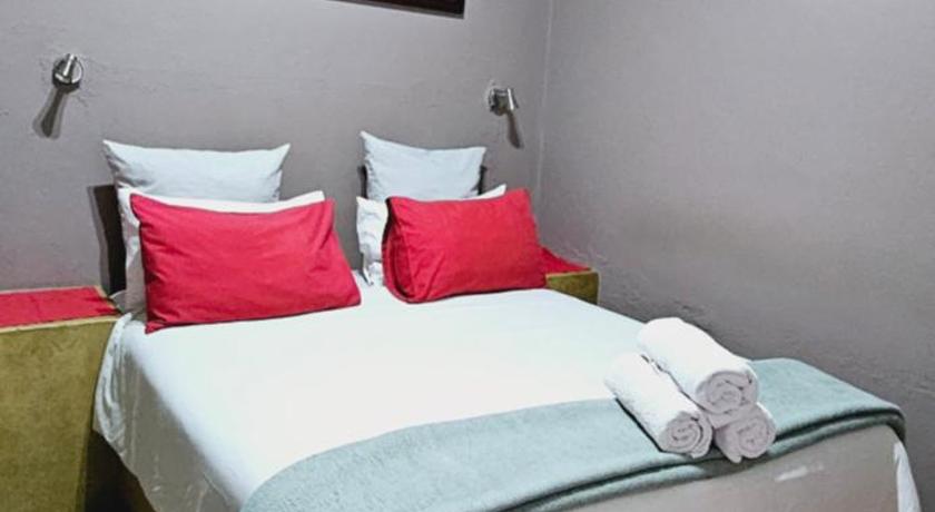 Image of Small Double Room 0