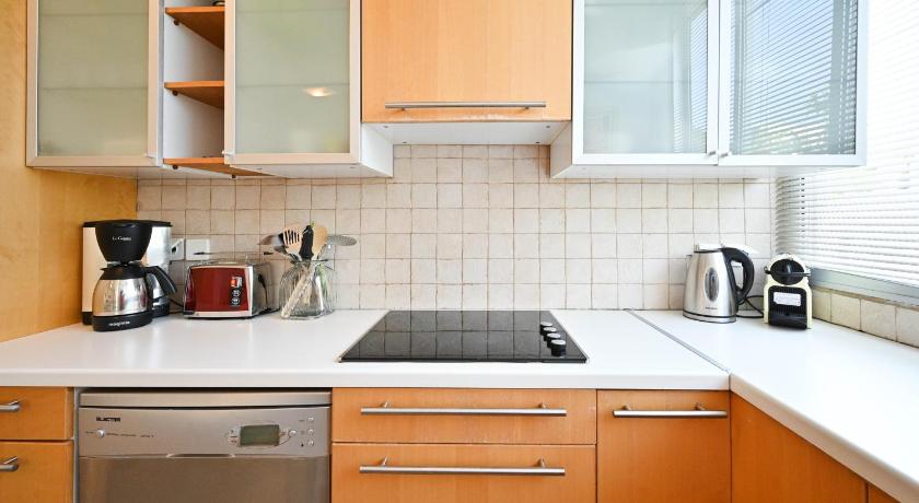 Large 1bdr Near Ben Gurion Blvrd by HolyGuest photo