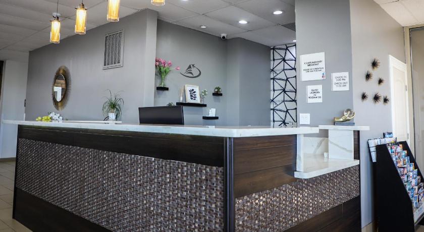 Airport Inn photo