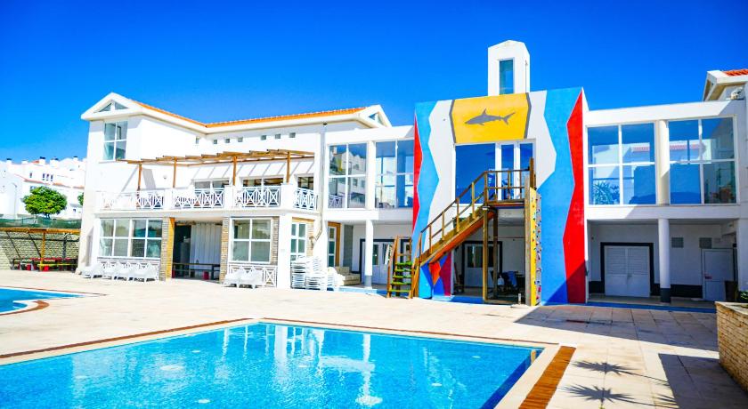 Shark's Lodge — Hotel in Peniche