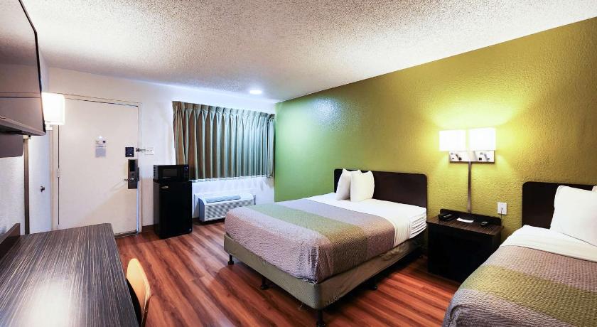 Motel 6-Baytown, TX - Baytown East photo
