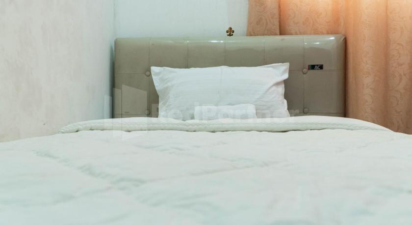 Asri Residence near Jalan Iskandar Muda Medan Mitra RedDoorz - image 2