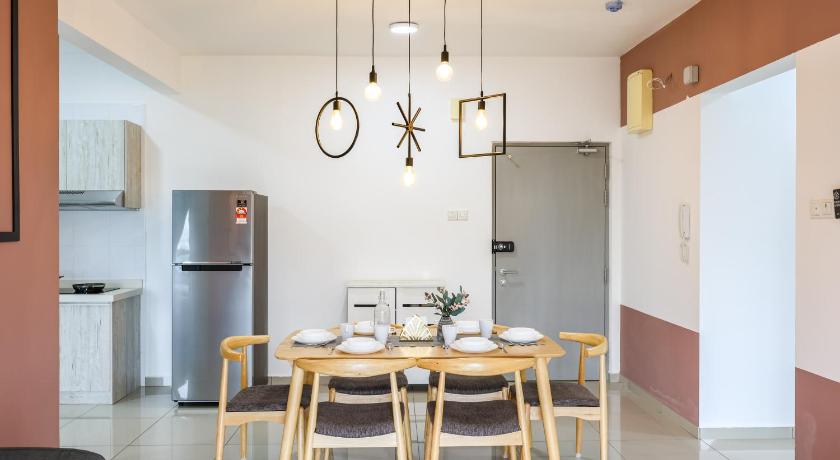 Beautiful 3B2B - 6 pax|Free 2 Parkings|Subang Jaya - image 12