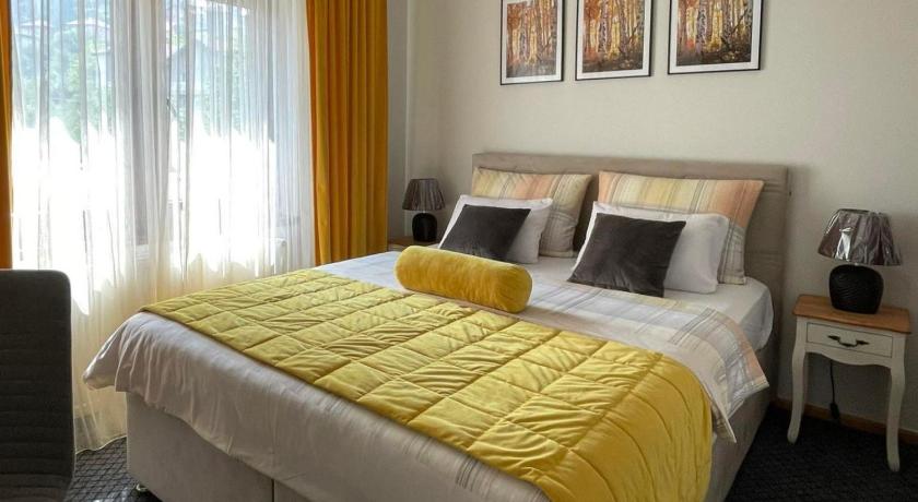 Bed &amp; Breakfast Sjaj — Hotel in Sarajevo