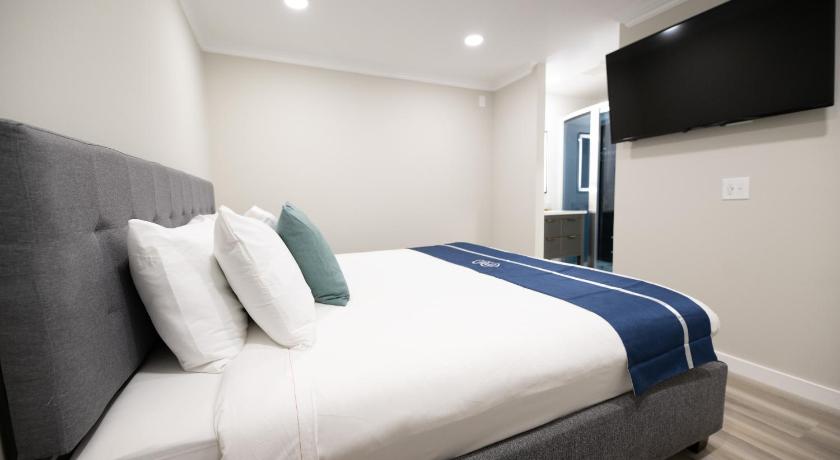 Omeo Suites photo