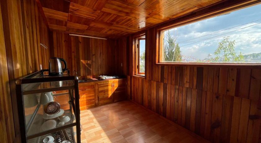 Mai Anh Đào Homestay - image 10