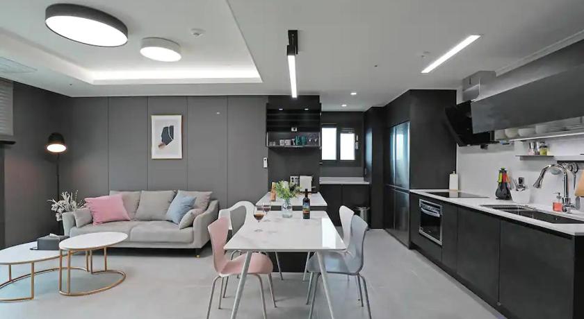 釜山 Elmomento Osiria Residence 3星级 酒店 客房