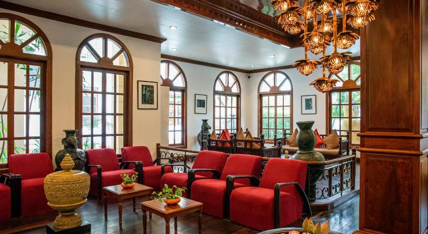 The Suite By Royal Crown Hotel - image 11