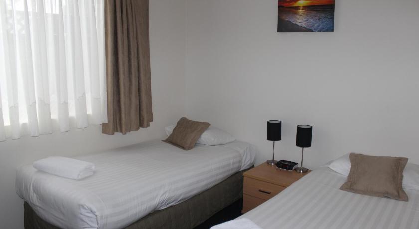 Image of 2 Bedroom 6