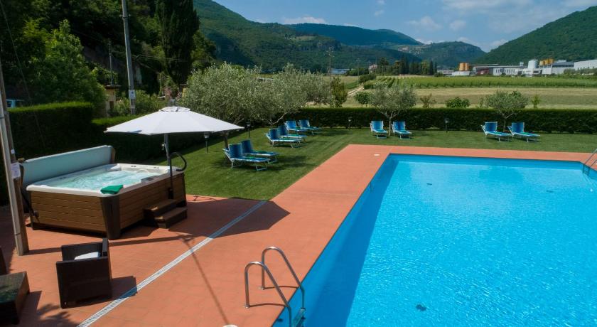 Hotel La Pergola photo