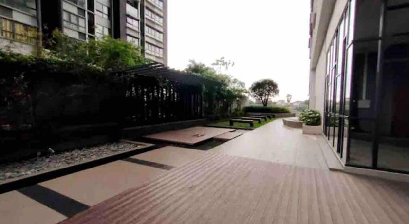 D'sara Sungai Buloh Sentral MRT Linked Two Rooms for 4 Guests - main image