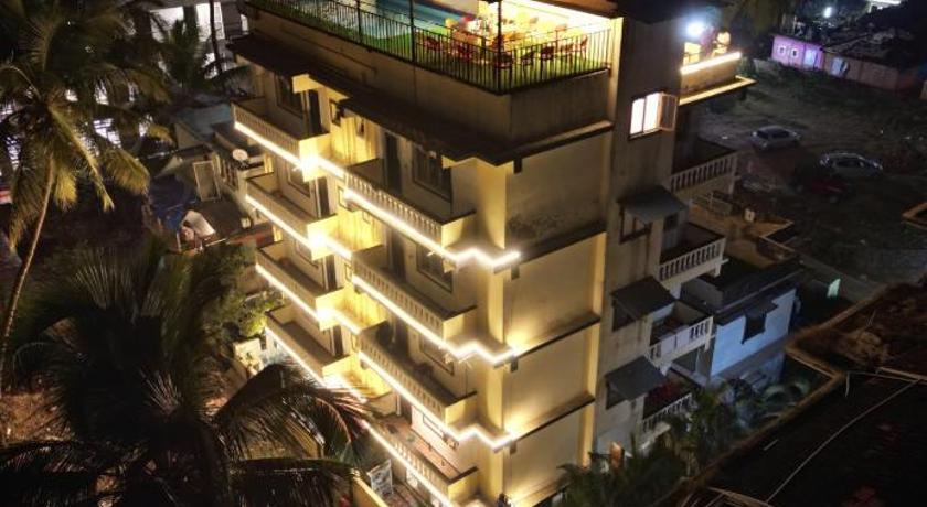 Paroza Suites photo
