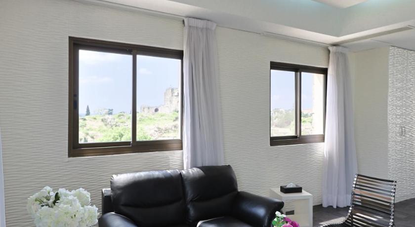 Image of Suite with Sea View 3