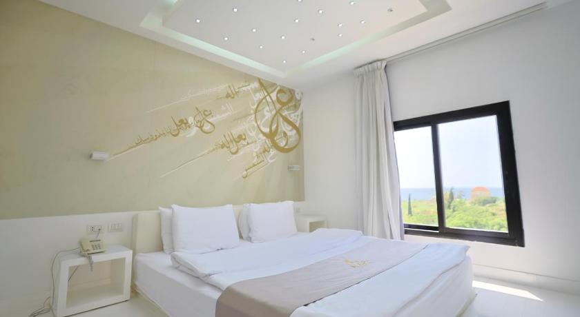 Image of King Suite with Sea View 3