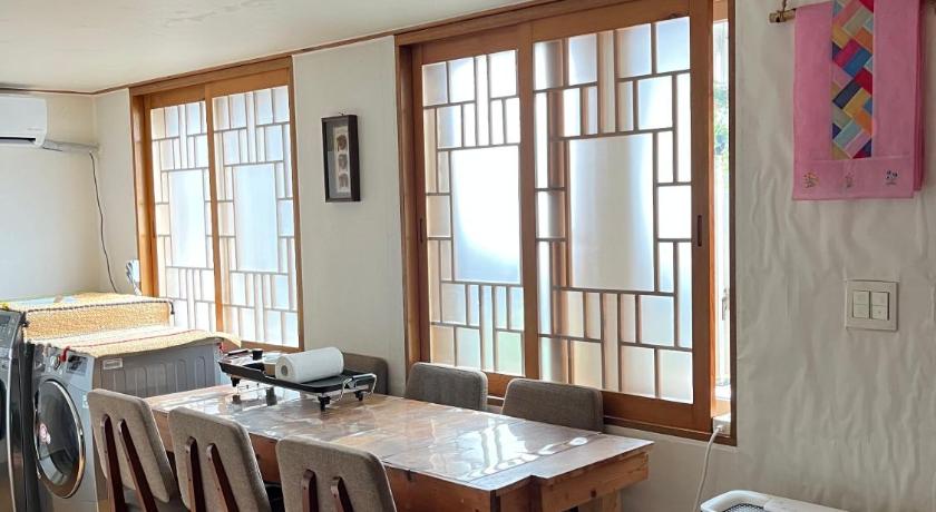 seoulstoryhanok 서울이야기한옥 photo