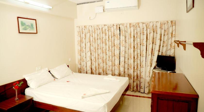 ASHISH TOURIST HOME - image 13